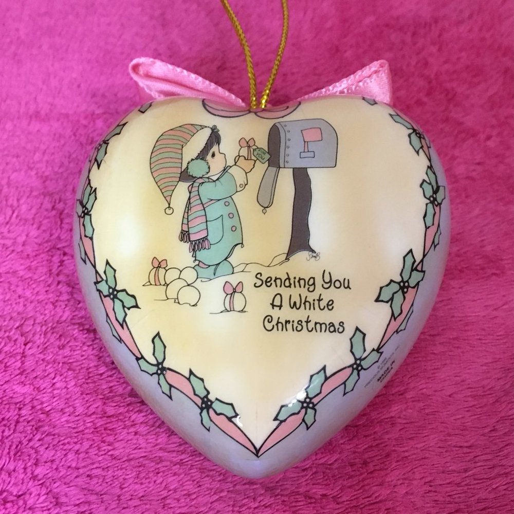 Precious Moments 1995 Heart Ornament